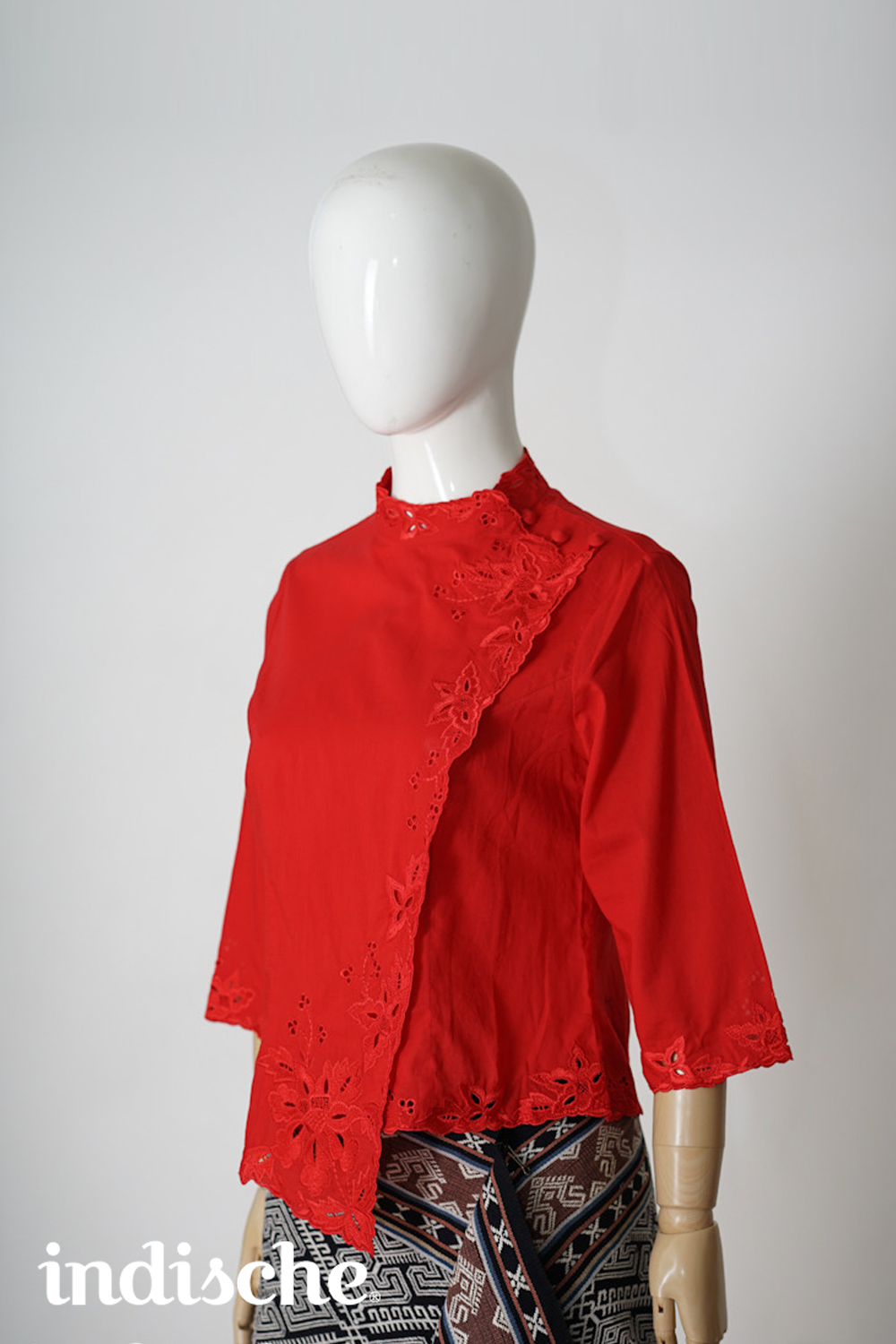3/4 Sleeved Kebaya Beskap in Red