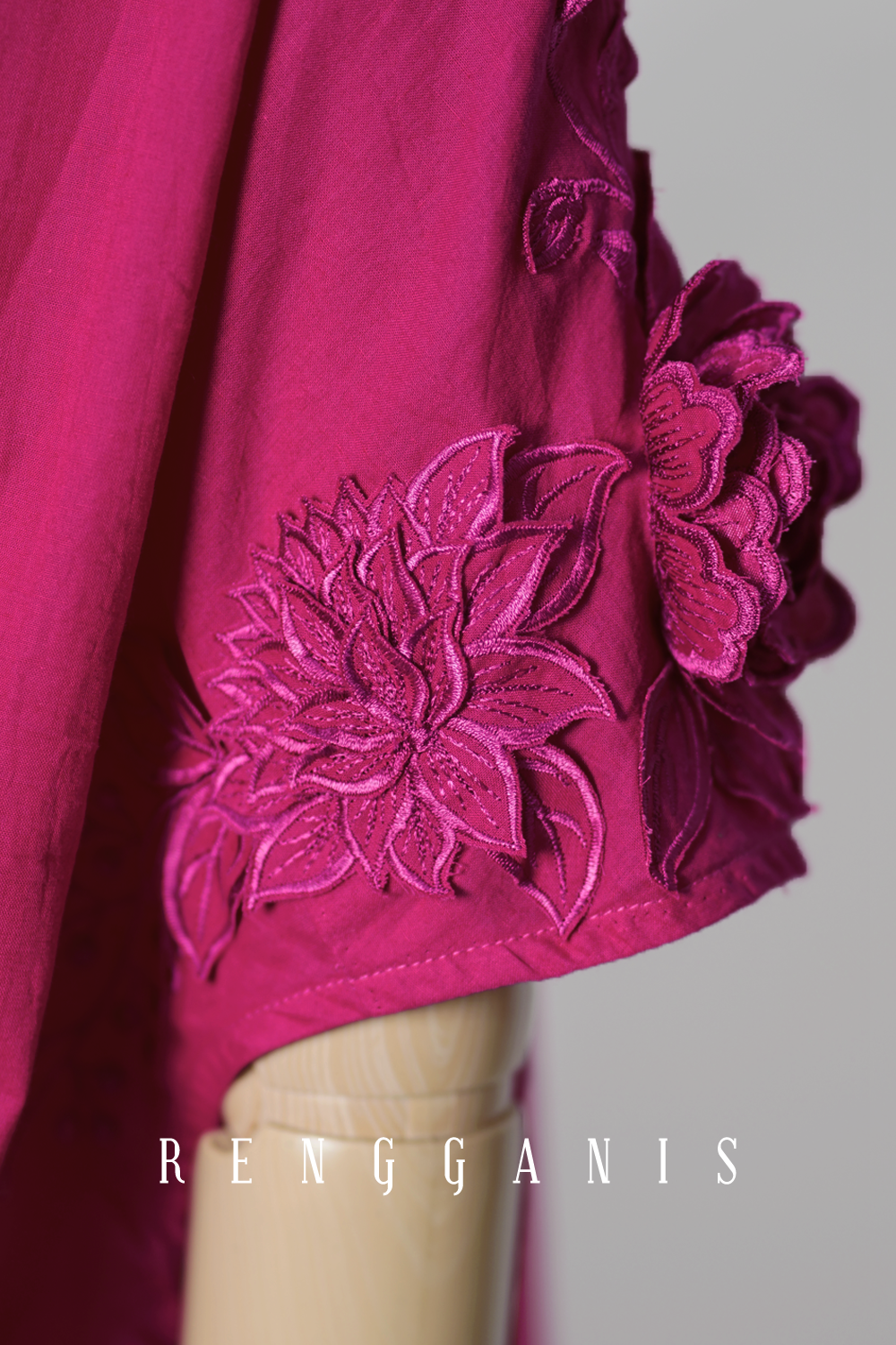 Bugis in Fuschia