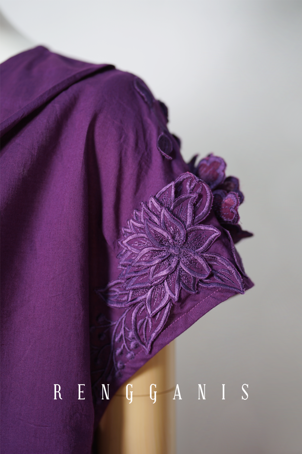 Bugis in Dark Purple