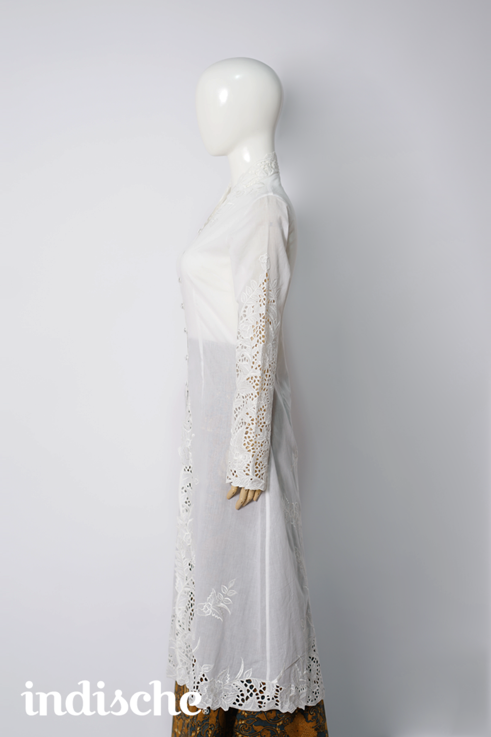 Gendis Long Kebaya