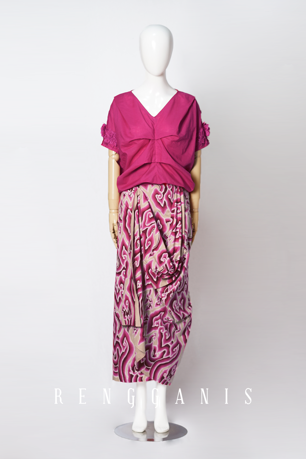 Bugis in Fuschia