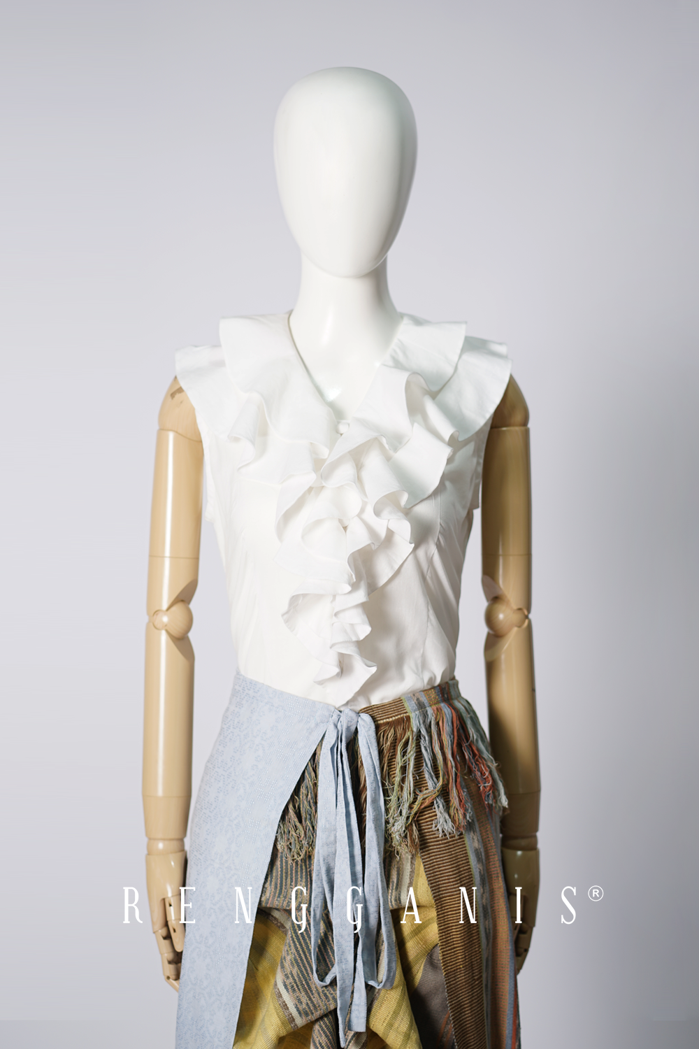 Sleeveless Laras Ruffled Top