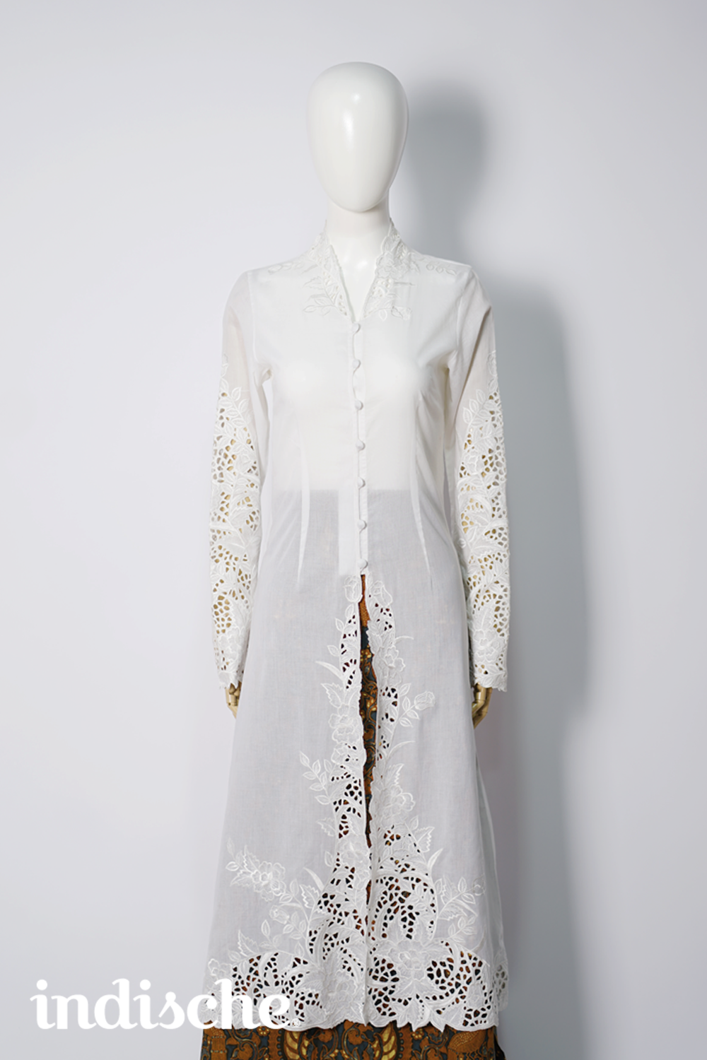 Gendis Long Kebaya