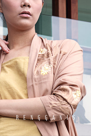 Kunyit Tassel Outer in Cappuccino