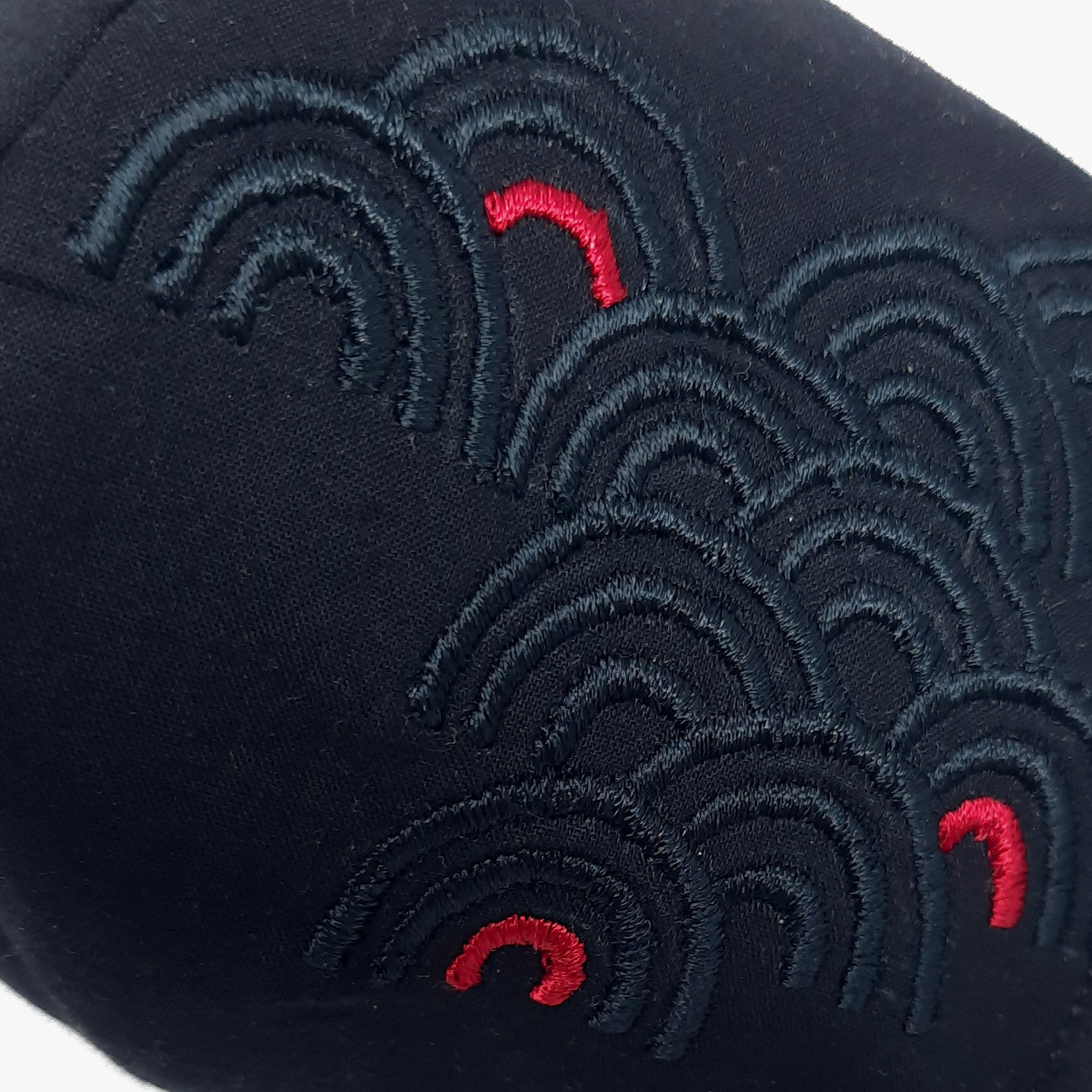 Black Sisik Facemask