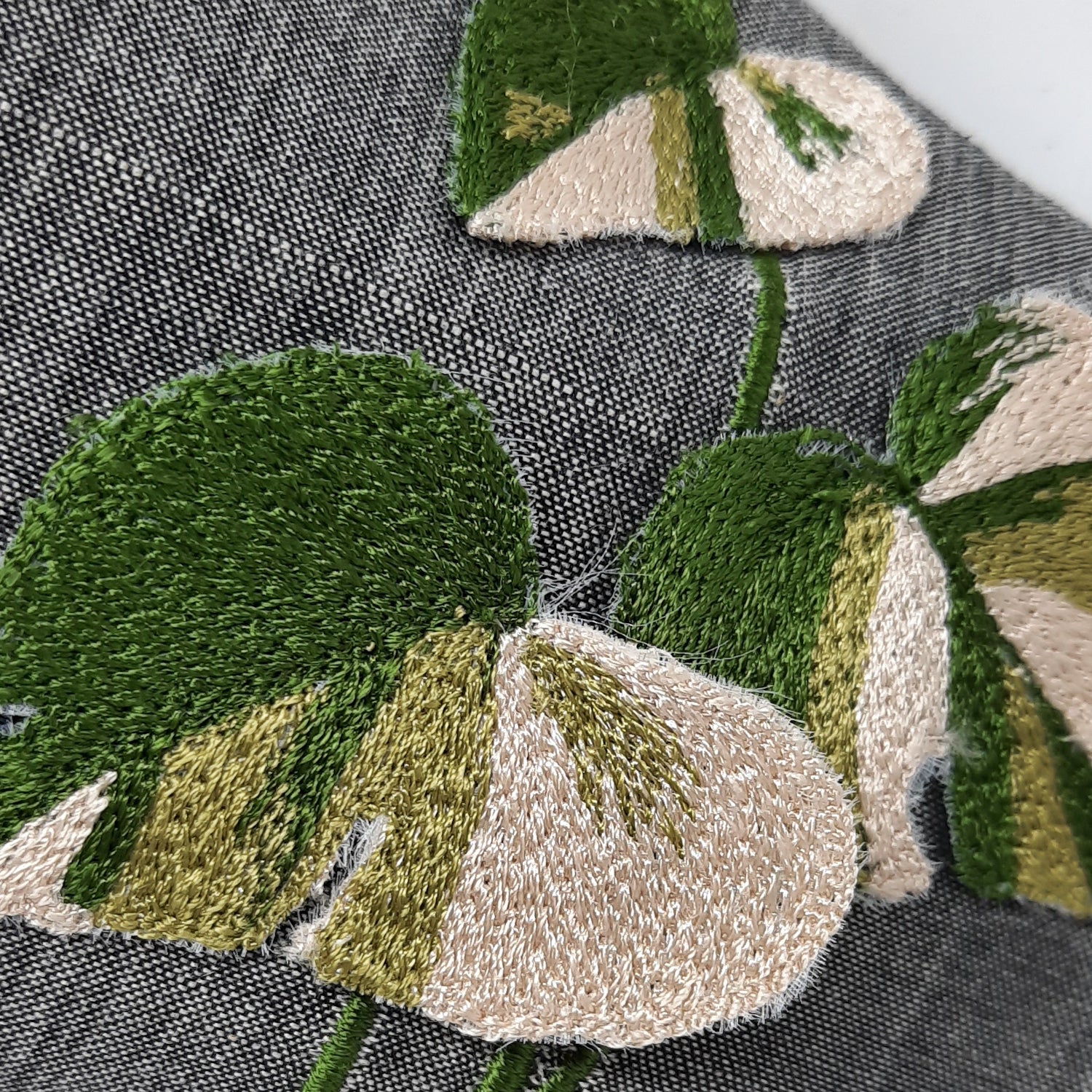 Grey Endek Variegata 3D Facemask