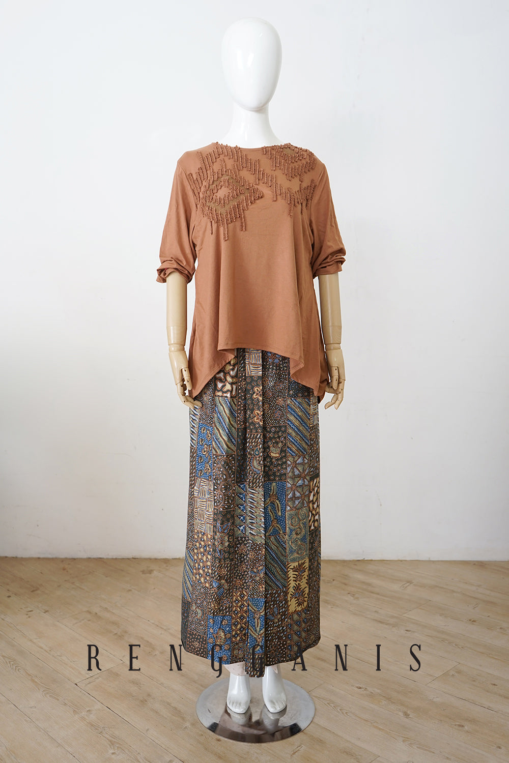 Uncut Batik Sarong Skirt with Wiru