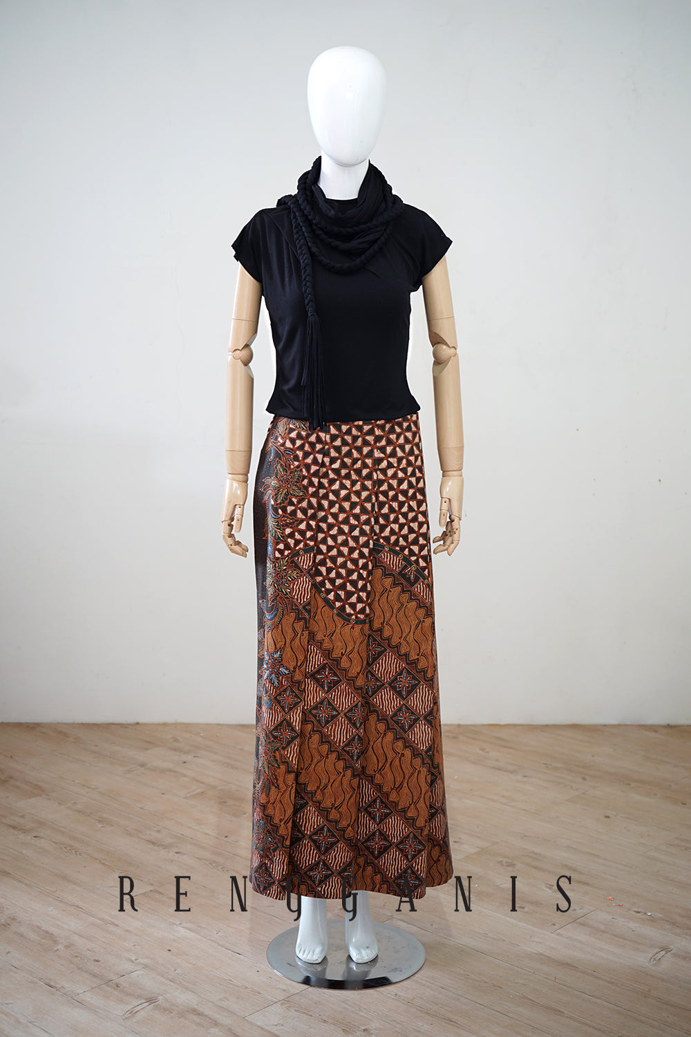 Uncut Batik Sarong Skirt with Large Pleats