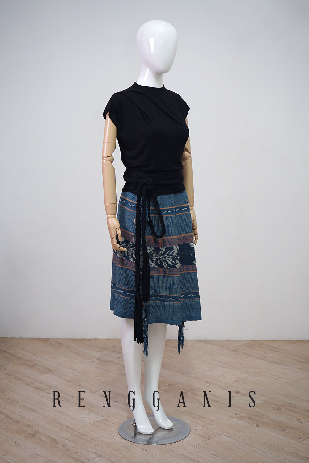Uncut Tenun Sikka Short Pleated Skirt