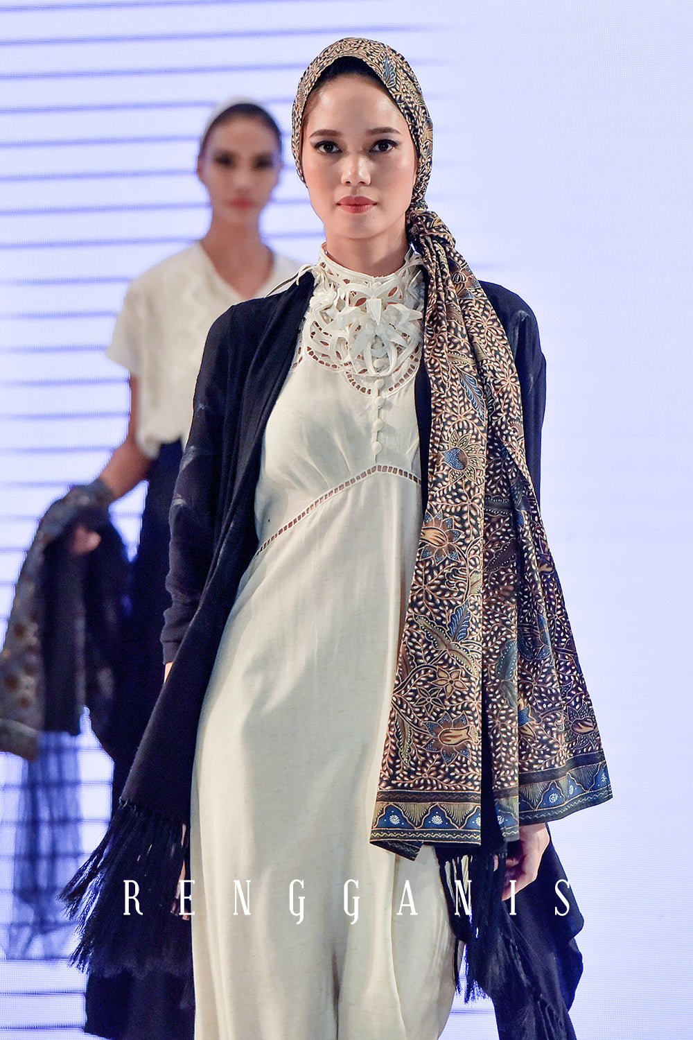 Bunga Lawang Dress