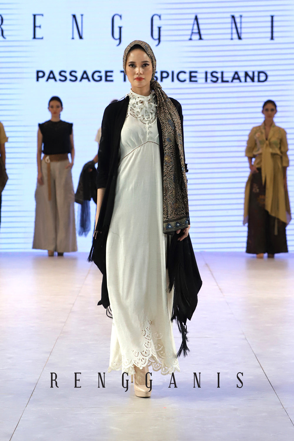 Bunga Lawang Dress