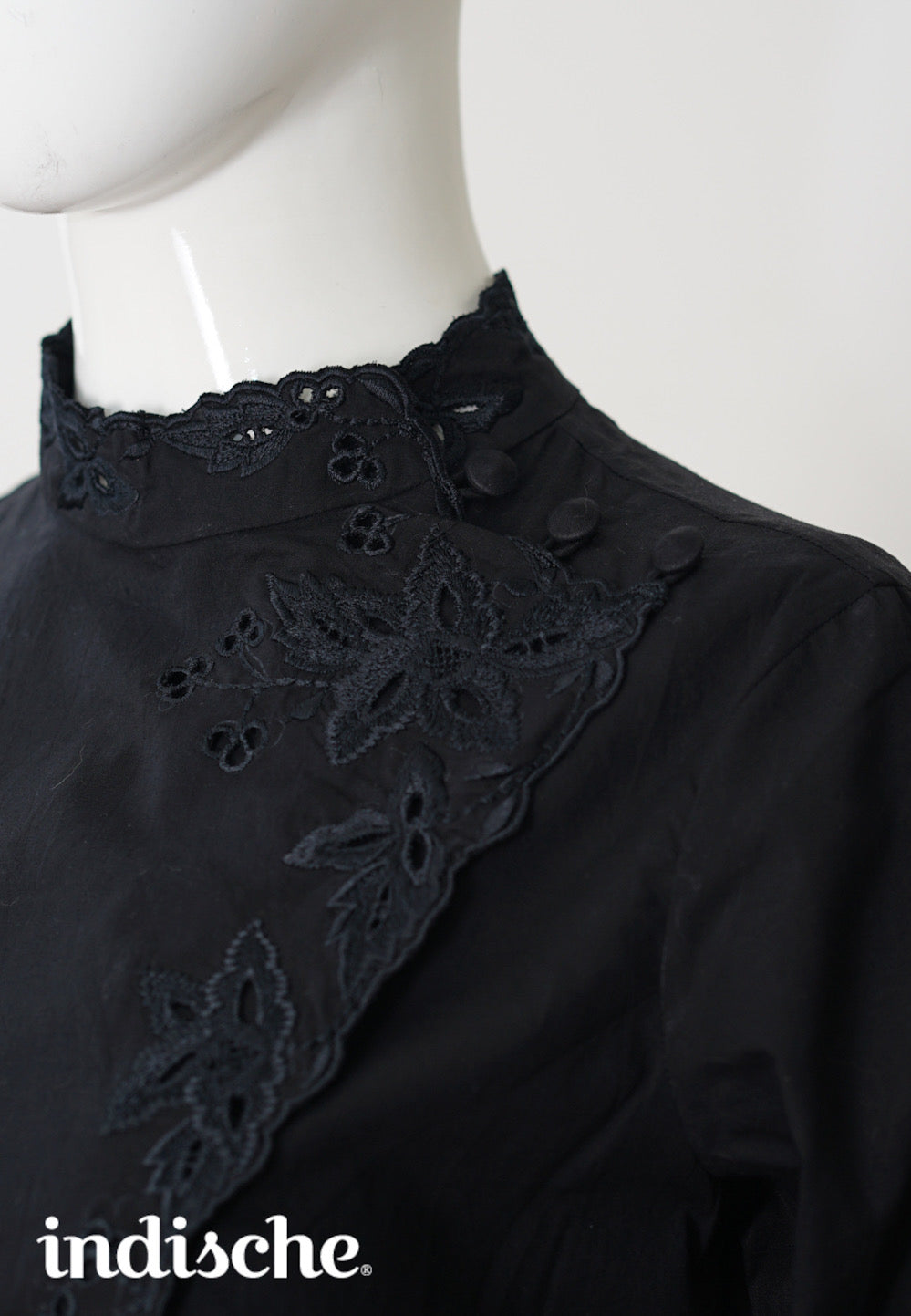 3/4 Sleeved Kebaya Beskap in Black