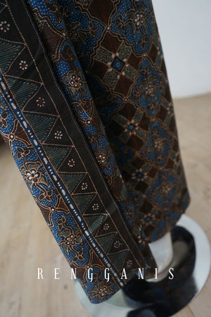 Uncut Batik Sarong Skirt with Draping