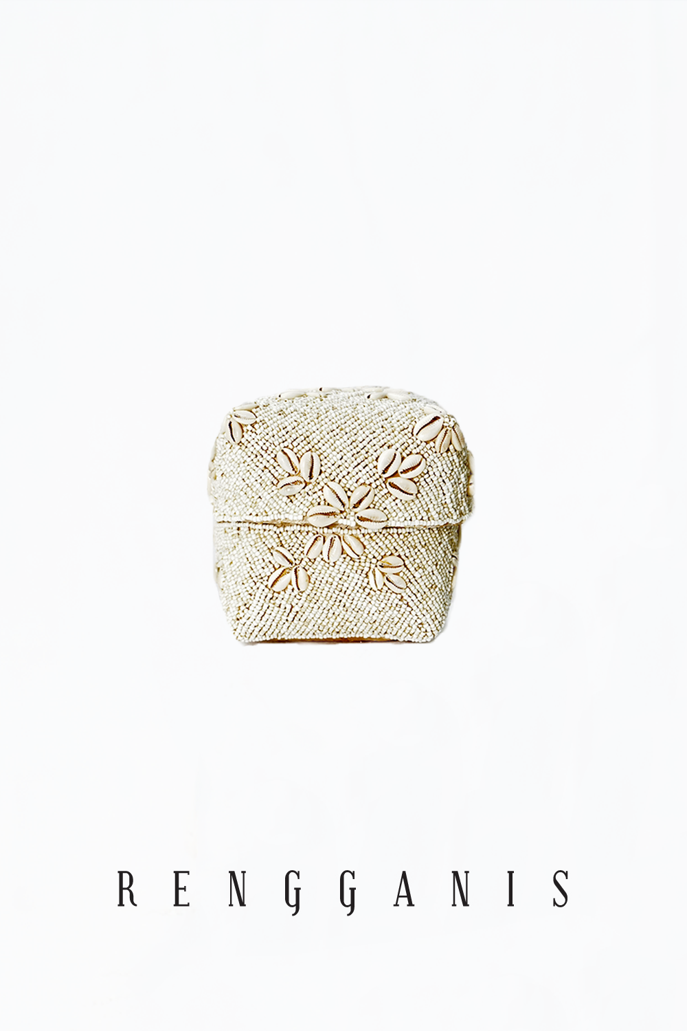 Besek Manik Shell Small Square