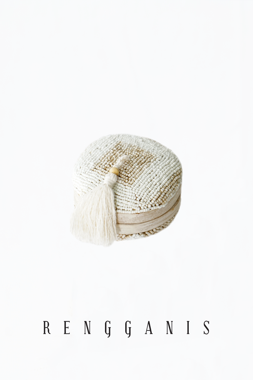 Besek Manik Tassel Small Round