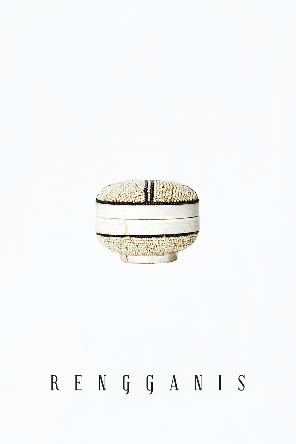Besek Manik Creme Small Round