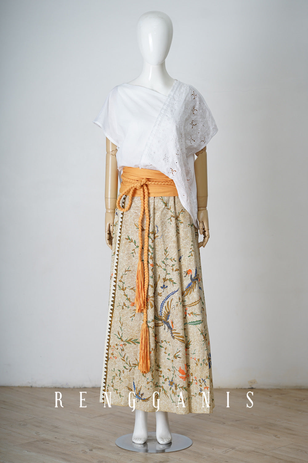 Short Sleeved Kemiri Kopong Top