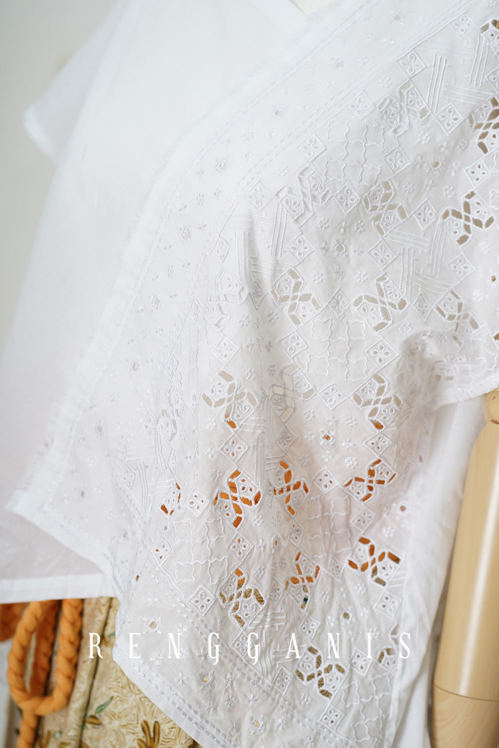 Short Sleeved Kemiri Kopong Top