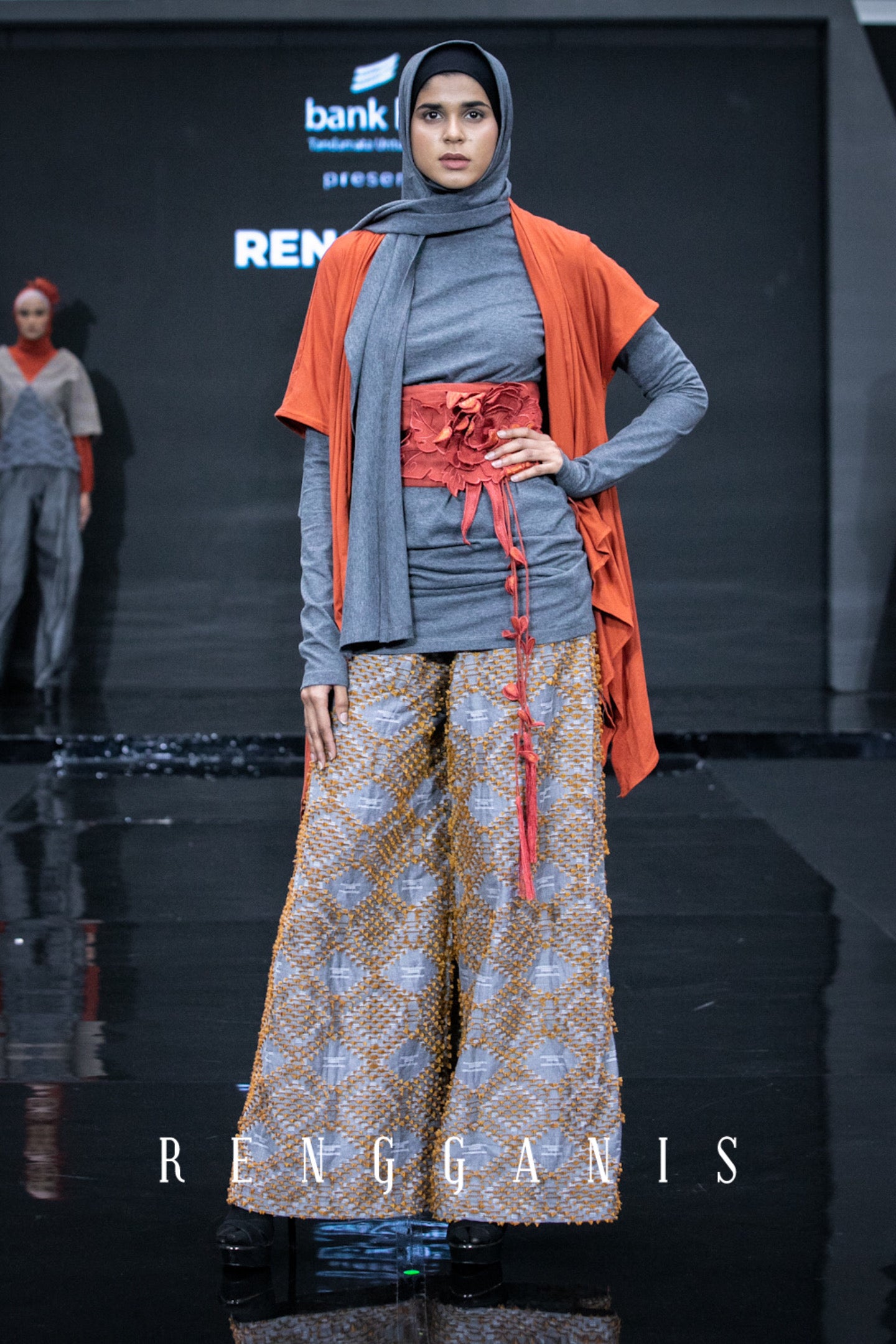 Plain Knit Outer