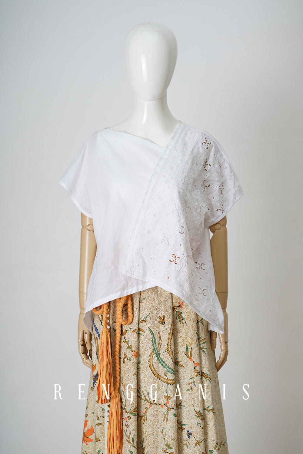 Short Sleeved Kemiri Kopong Top