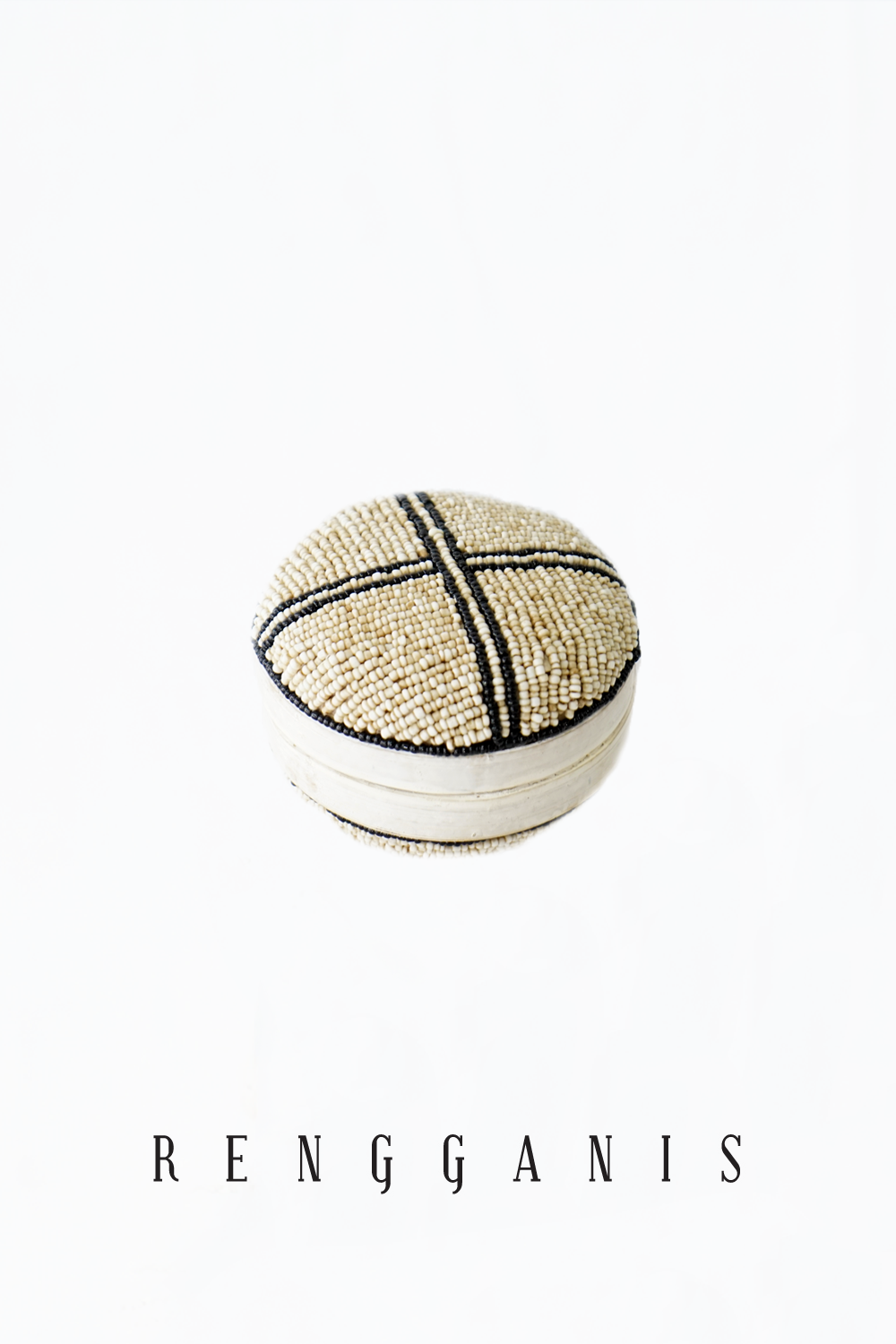Besek Manik Creme Small Round