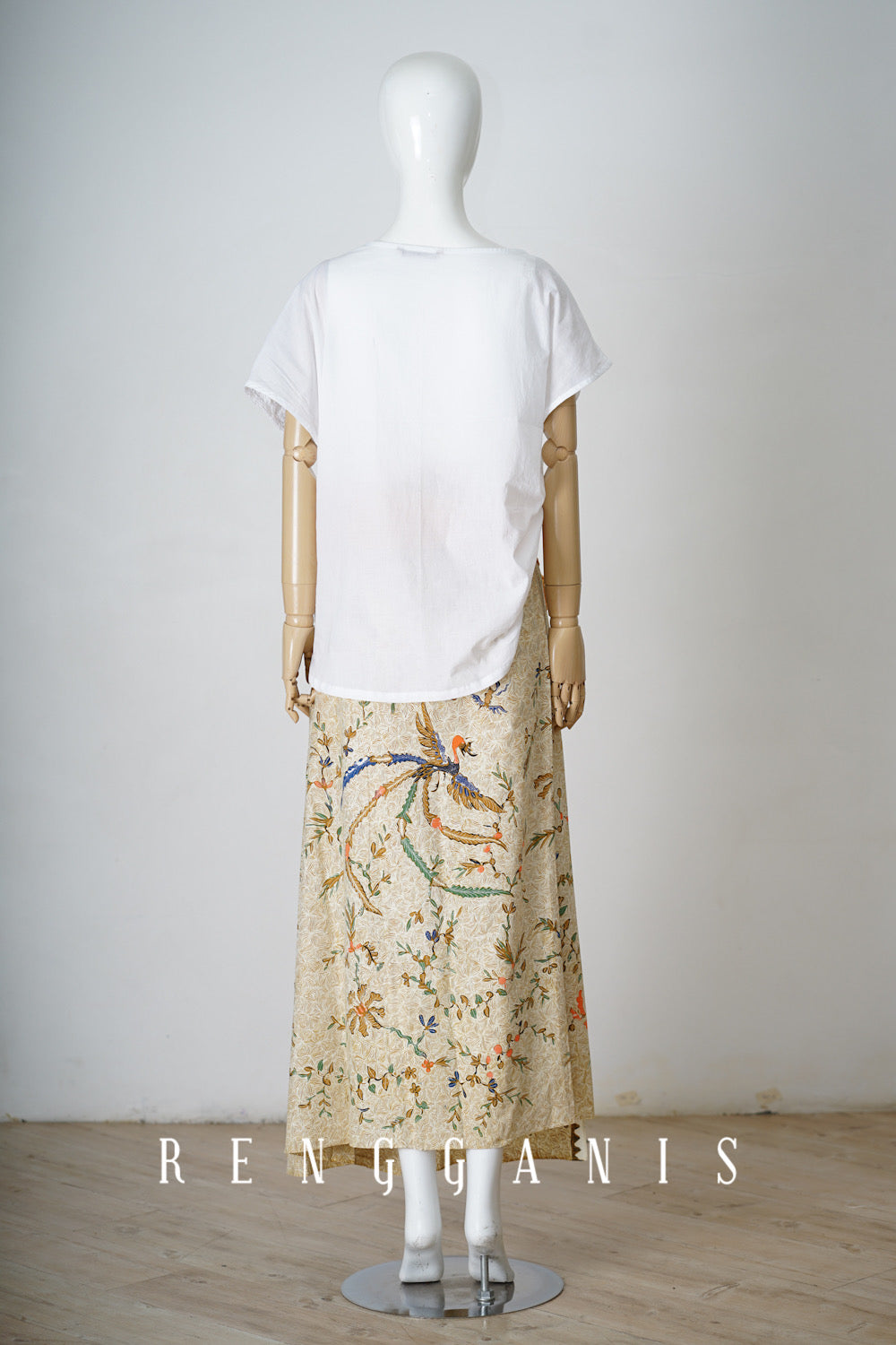 Short Sleeved Kemiri Kopong Top