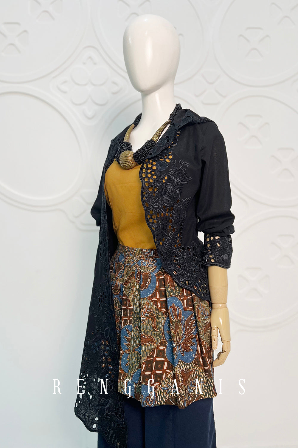 Ardita Outer