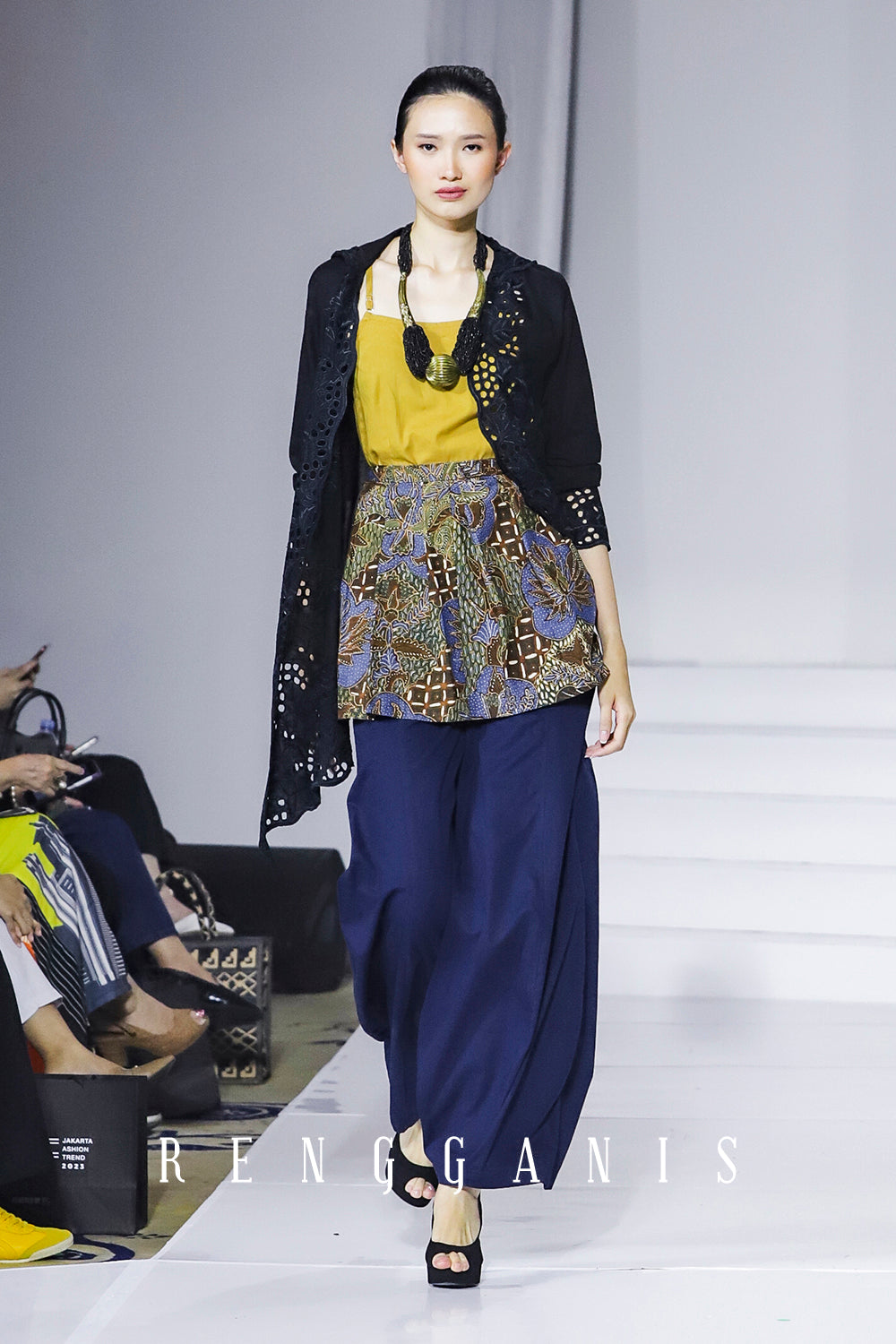 Ardita Outer