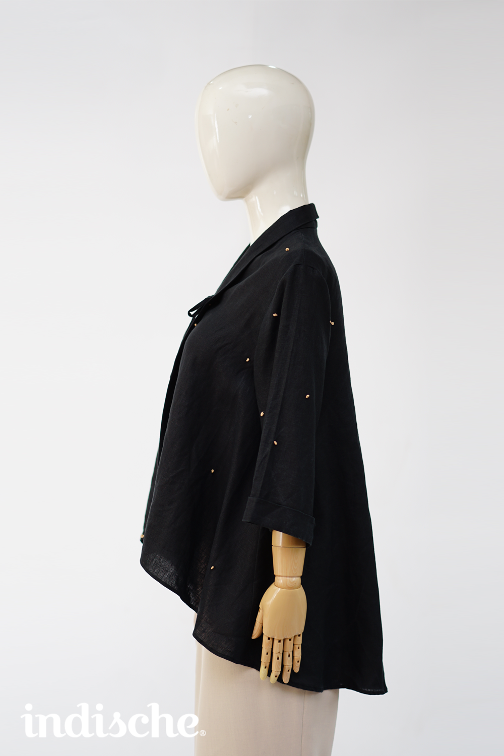 Kebaya Simpul in Black
