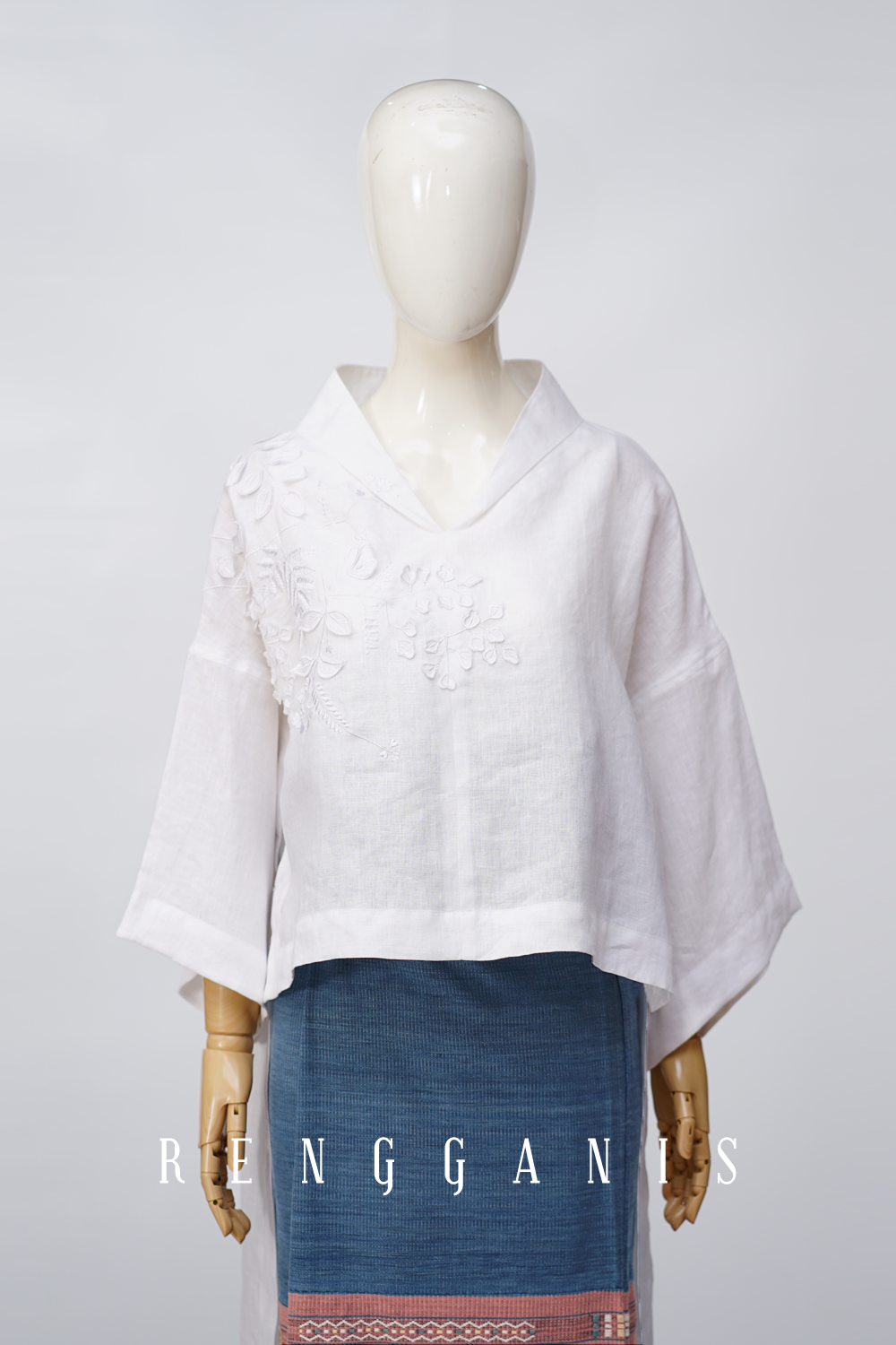 Rei in Linen