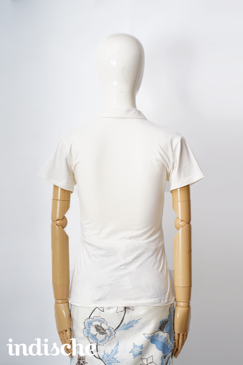Knit Kutubaru Kebaya in Broken White