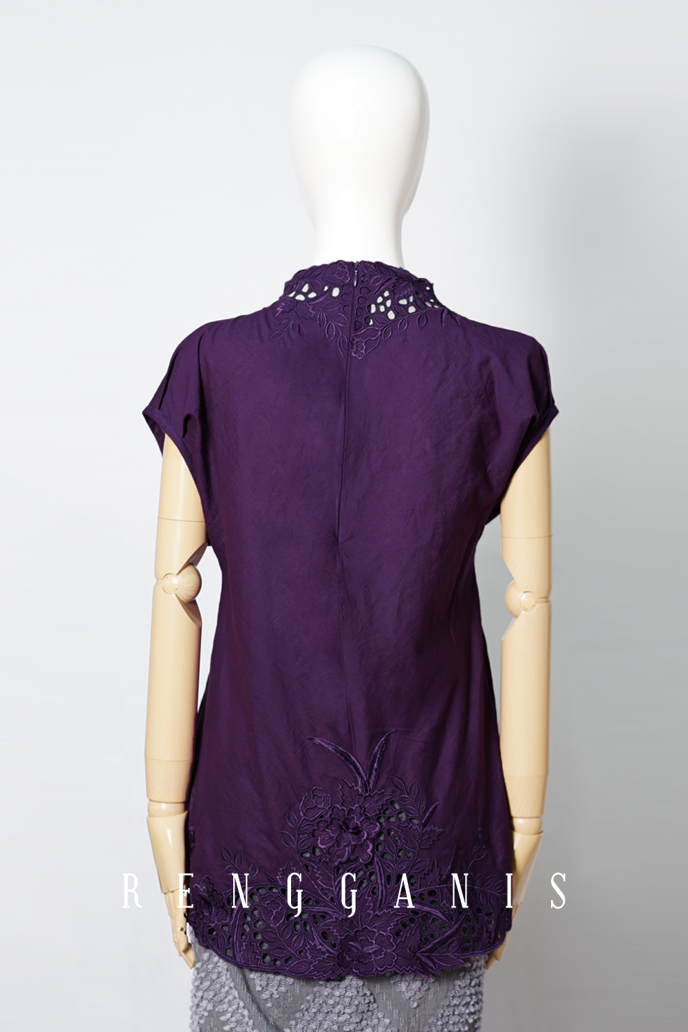 Gendis Top in Dark Purple