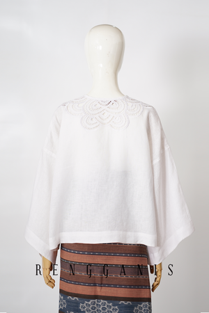 Sisik Buttoned Top in Linen