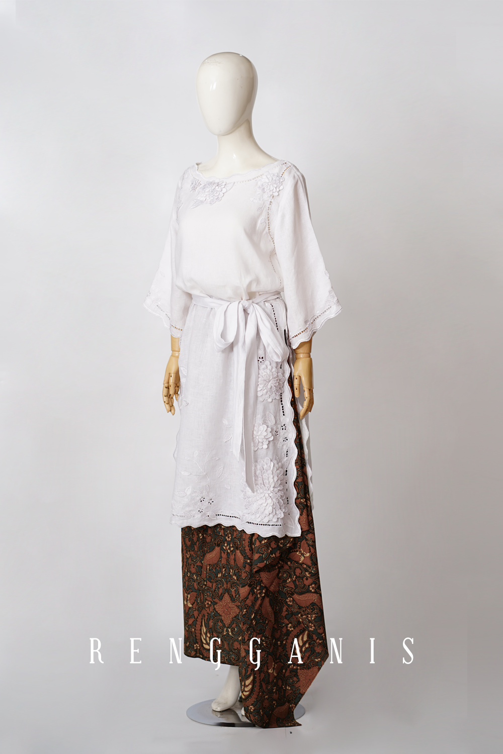 Dahlia Sabrina in Linen