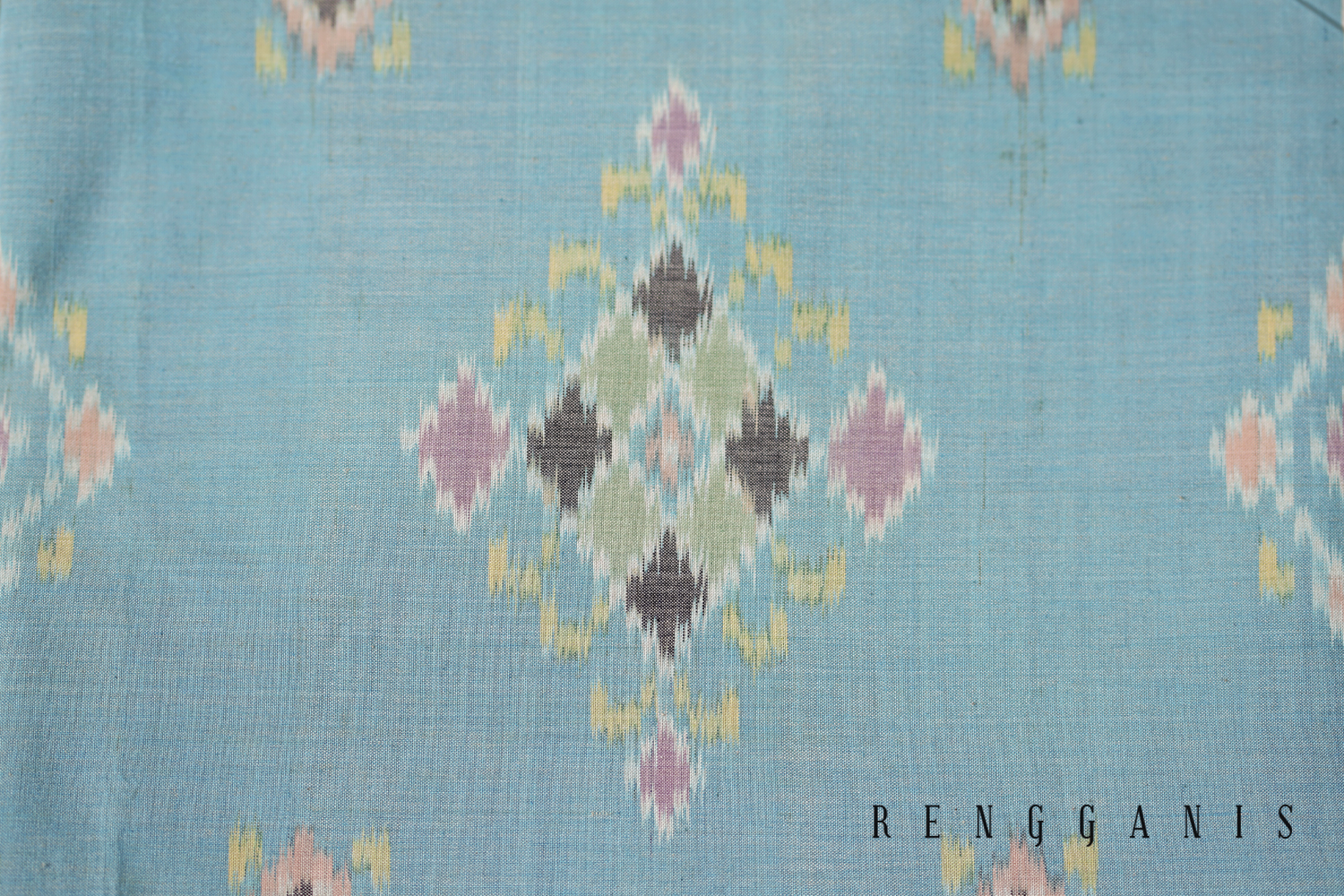 Tenun Endek Bali Biru