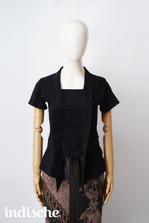 Knit Kutubaru Kebaya in Black