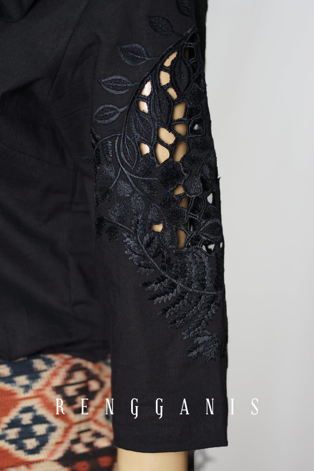 Laras Double Ruffled Top in Black